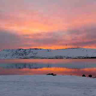 Amanecer sobre Lago Caviahue