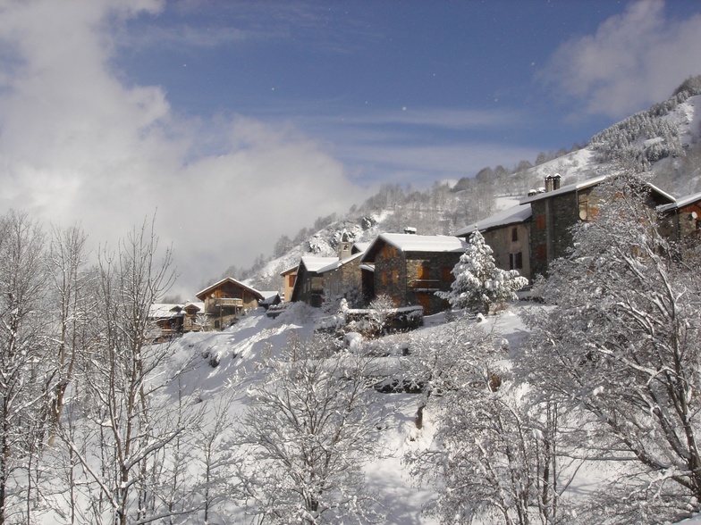 www.thealpineclub.co.uk - Boutique Chalets in St Martin de Belleville