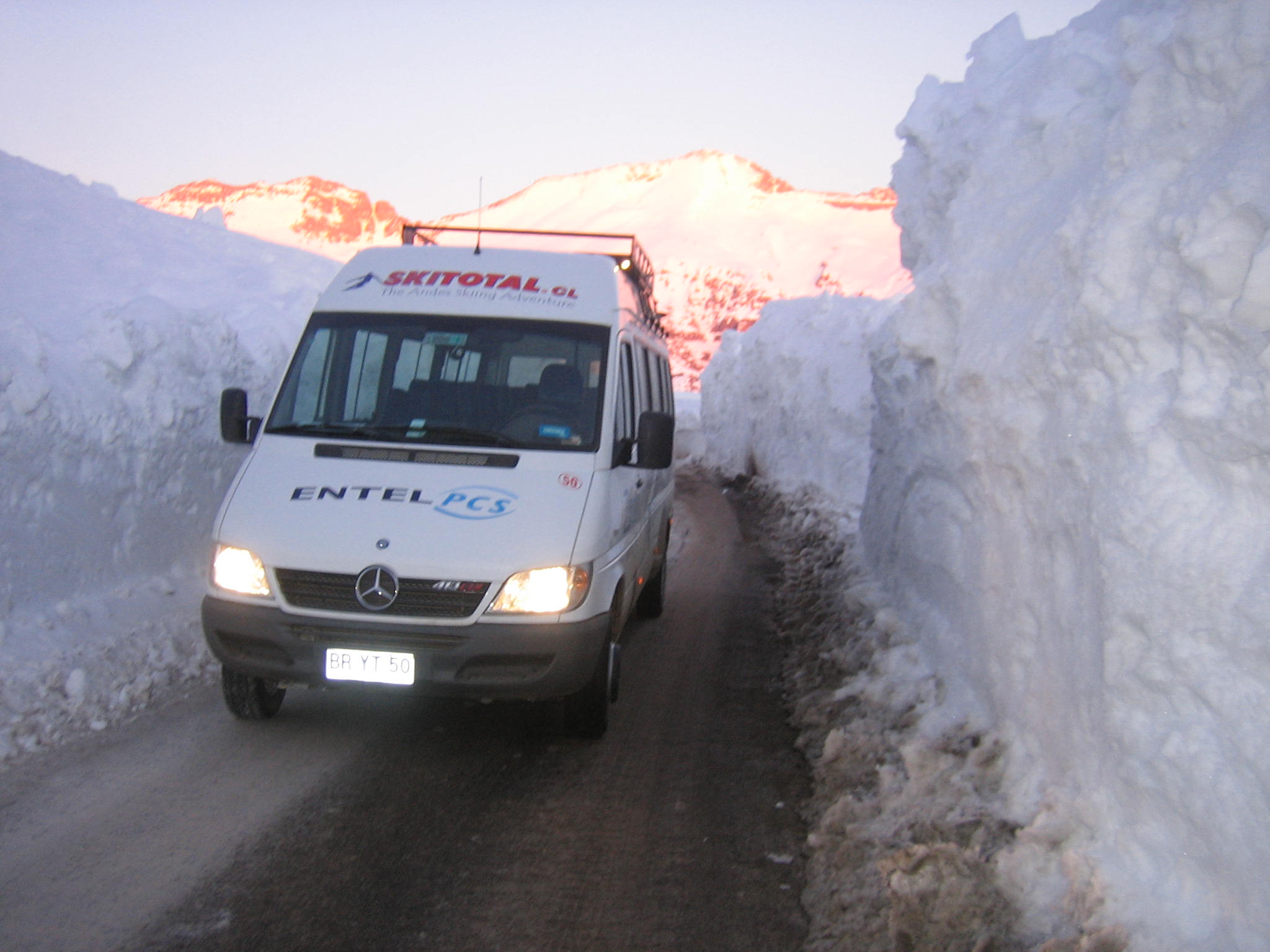 Mercedes Sprinter Snow Drift, Valle Nevado