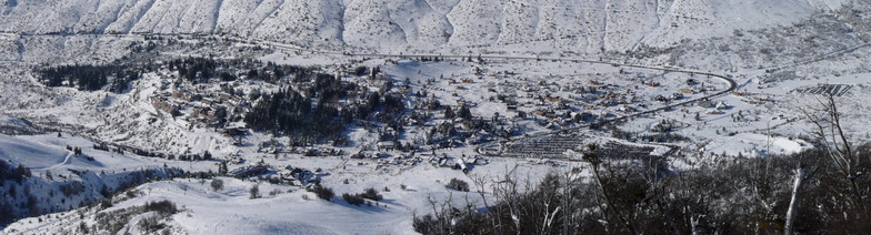 Panoramic view of villa Catedral, Cerro Catedral