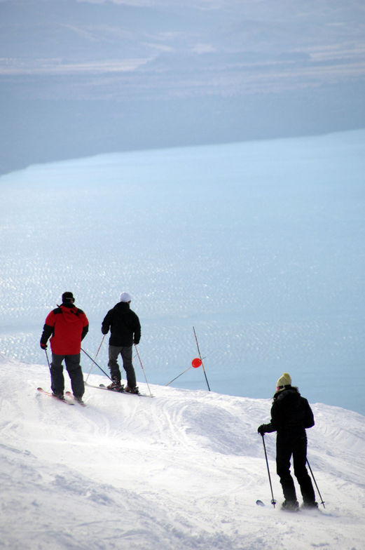 Snow and Lake?!, Cerro Catedral