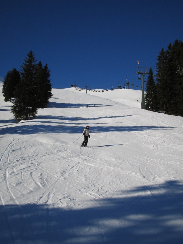 Lech skiing