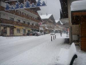Chatel High Street photo