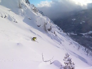 first track  on sci 18, Cortina photo