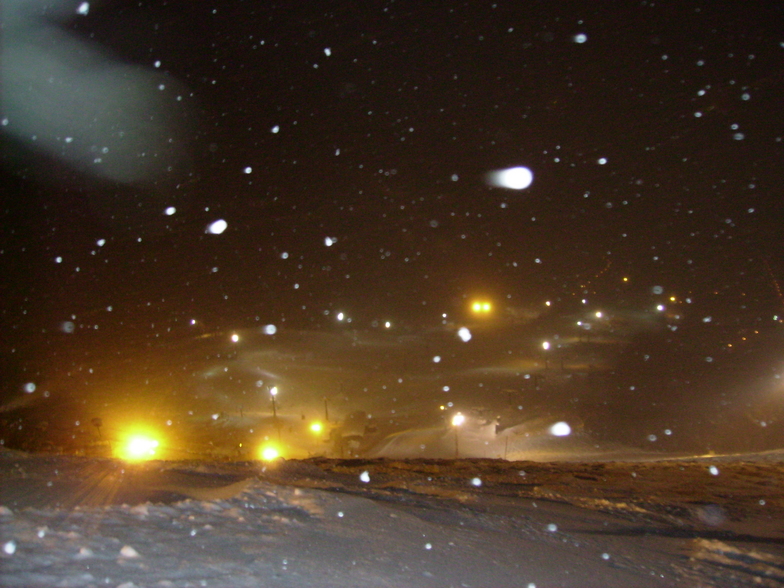 Night session, Niseko Grand Hirafu