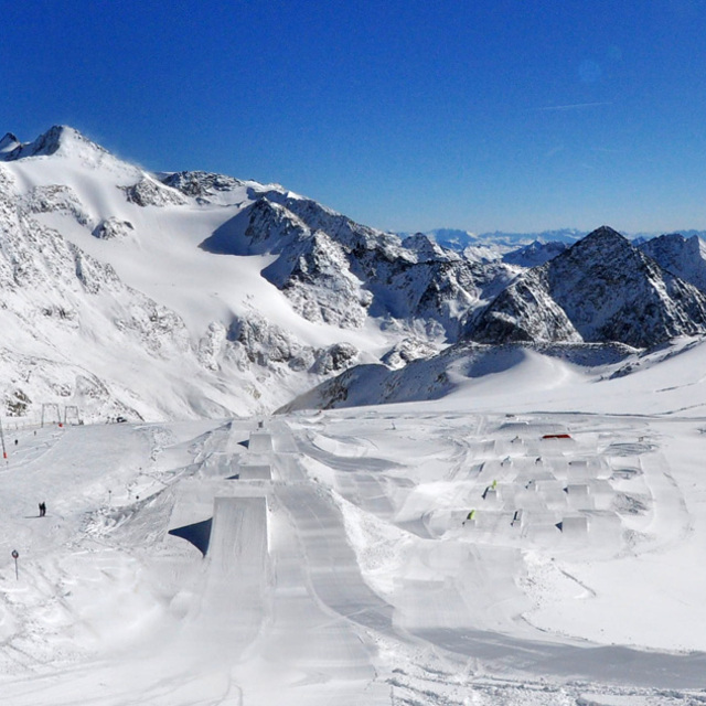 Beautiful morning, Stubai Glacier