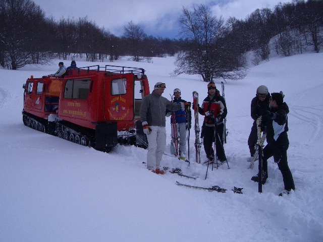 snow bus, 3-5 Pigadia