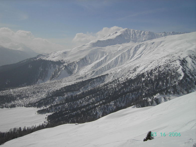 Stutzalp above Wolfgang on Parsenn above Davos