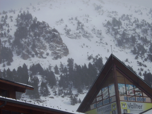 Vallter 2000 Ski Resort by: siscu