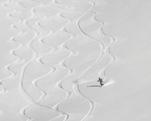 Arolla White lines photo