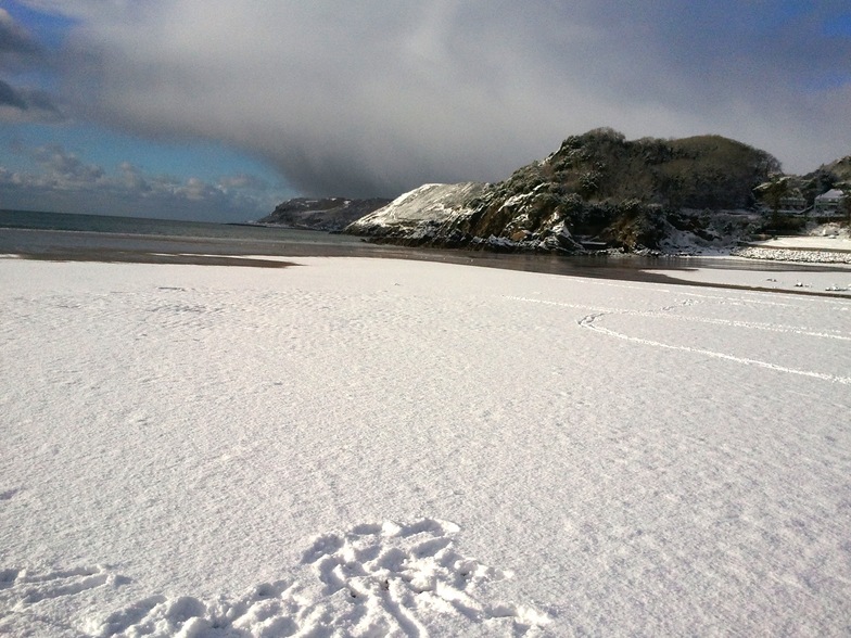 Looking towards Pwll Du