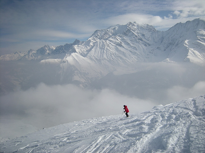 Saint Gervais snow