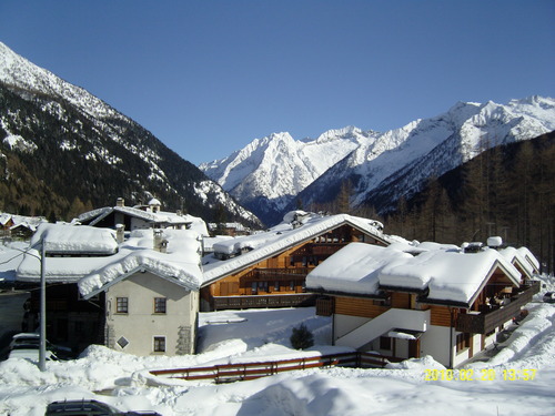Macugnaga Ski Resort by: Carolyne Price