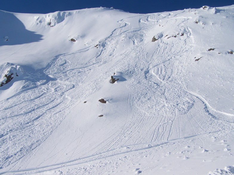 Flypaper, Glencoe Mountain Resort