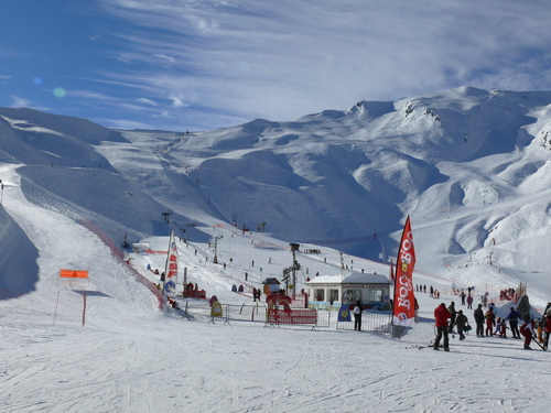 Cauterets Ski Resort by: Simon Stay