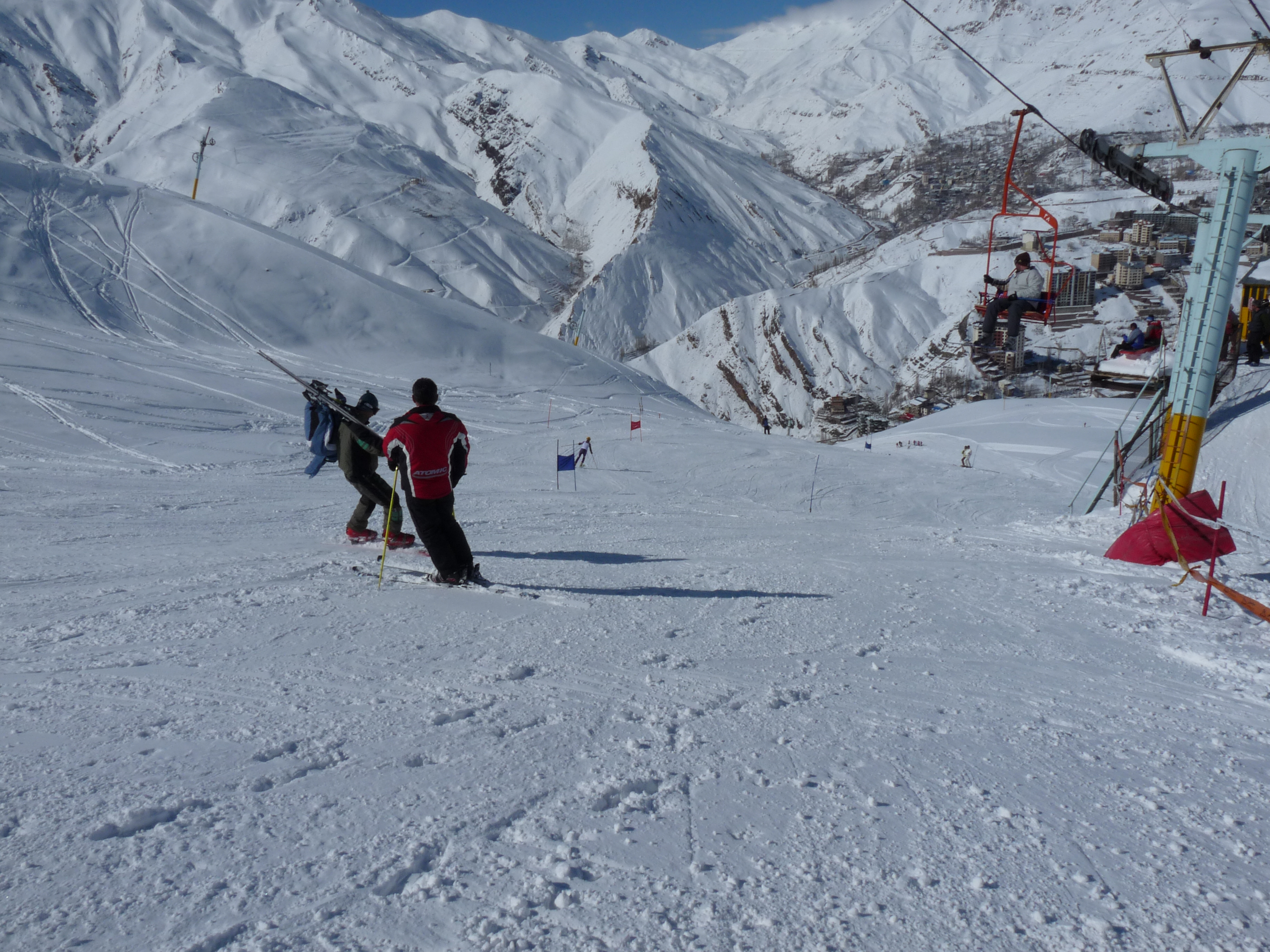 Ski competition in Shemshak