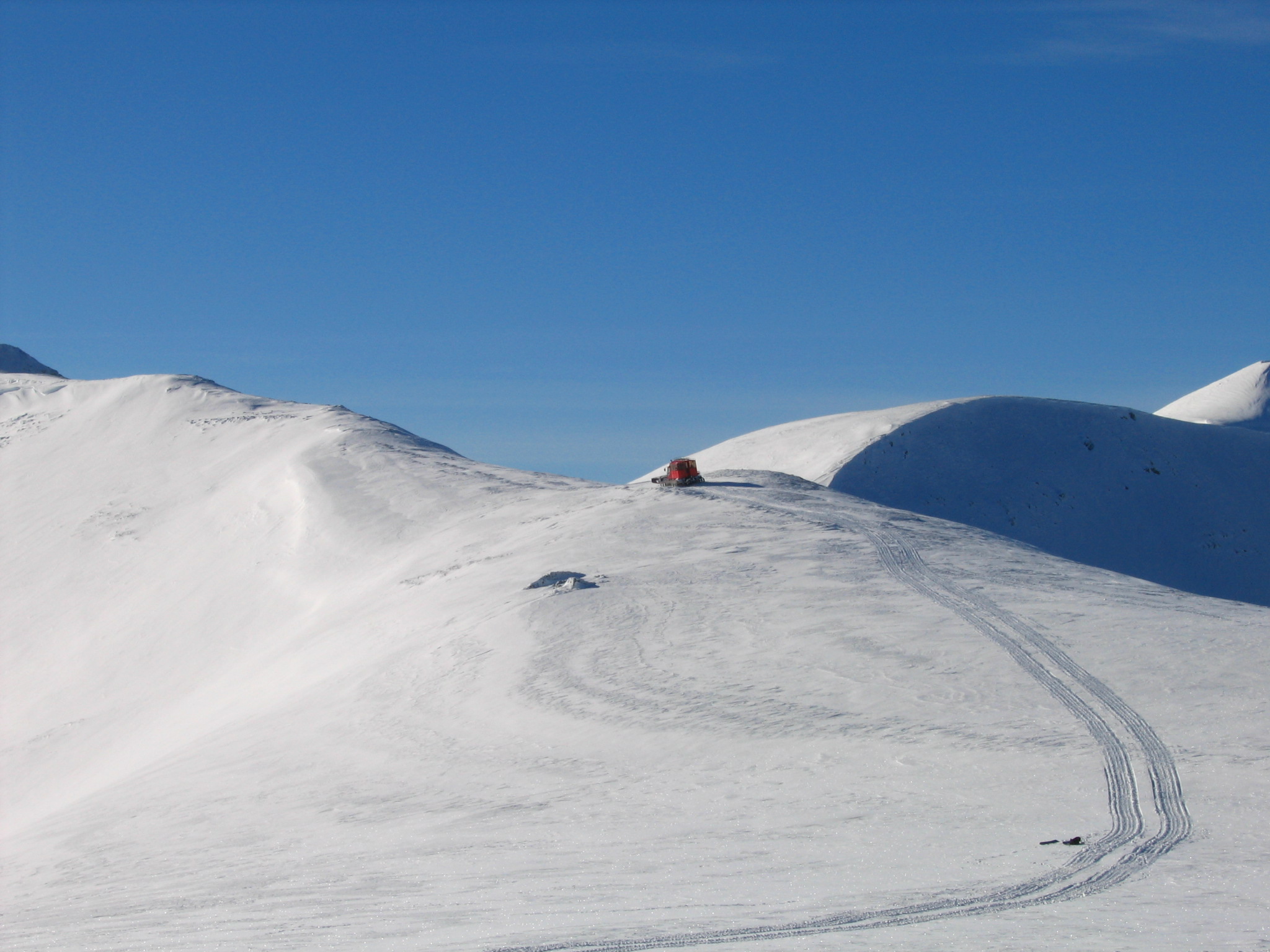 Eskimo freeride - snowcat freeriding in Macedonia, Popova Sapka