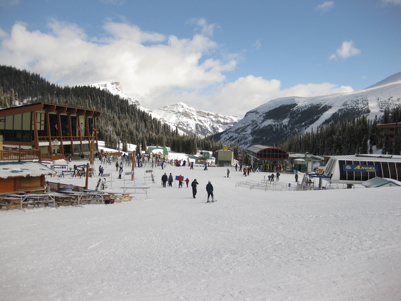 The village, Sunshine Village