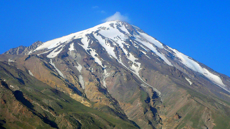 DAMAVAND, Mount Damavand