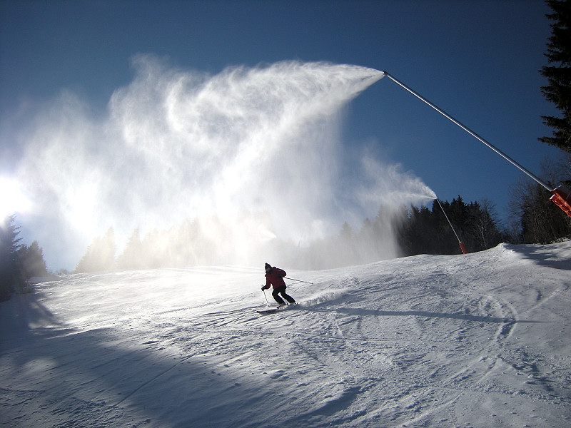 Snow cannon, Saint Gervais