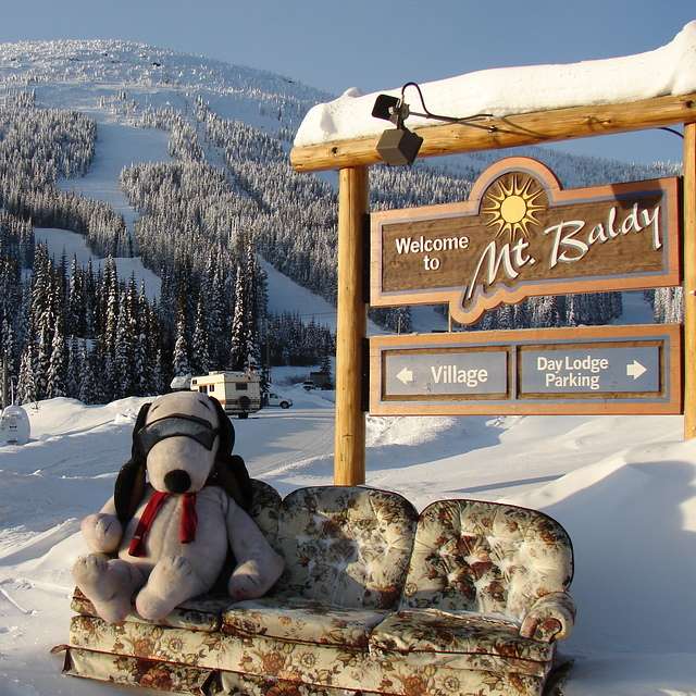 snoops says WOW POW not bow wow, Baldy Mountain Resort