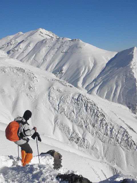 3961m, Tochal