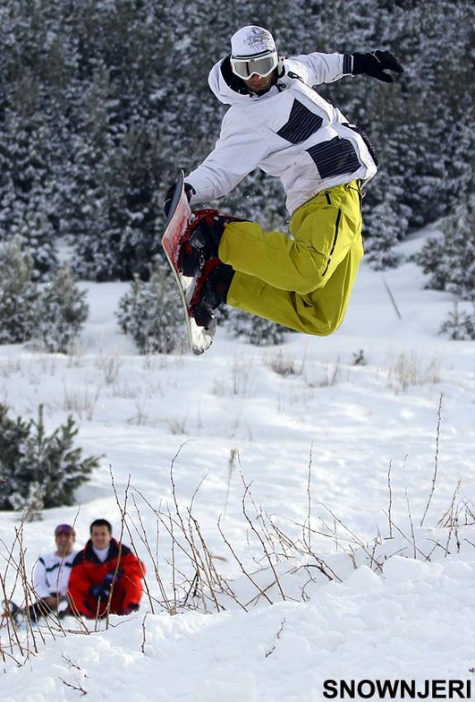 Jumping 4 Snownjeri, Brezovica