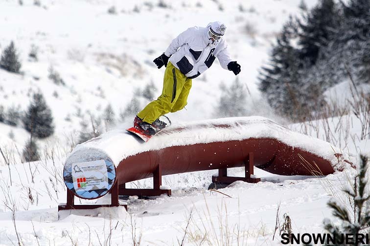 Sliding on metal, Brezovica