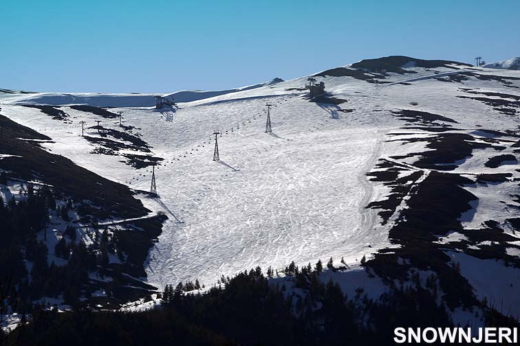 April piste Livadhi, Brezovica