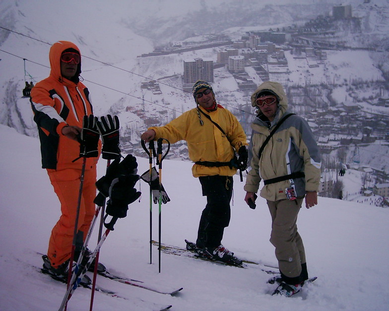 mehdi,reza goodi,HAMED, Shemshak