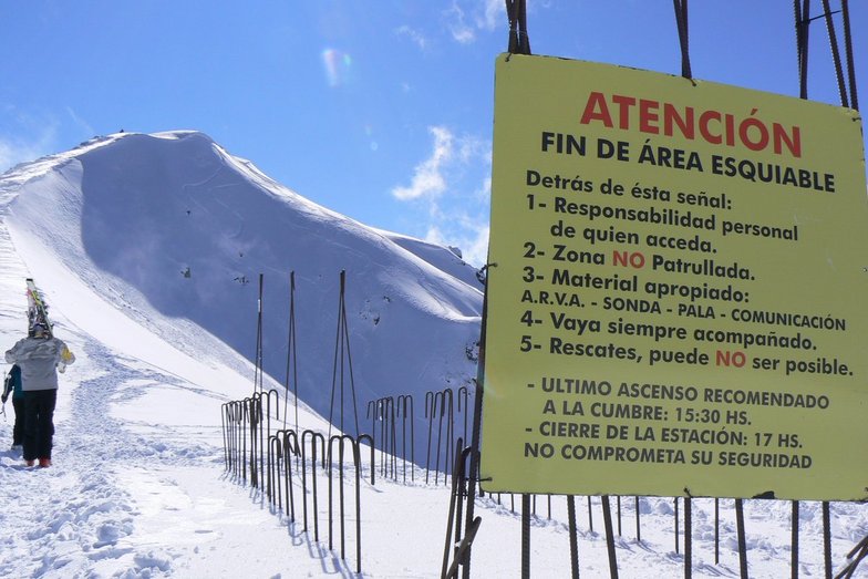 Atencion!, Cerro Bayo
