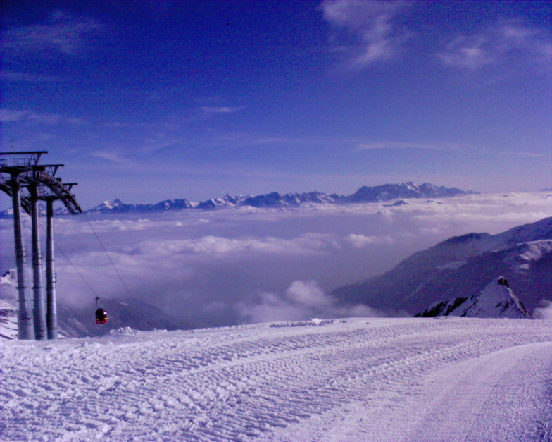 Kaprun Above the Clouds