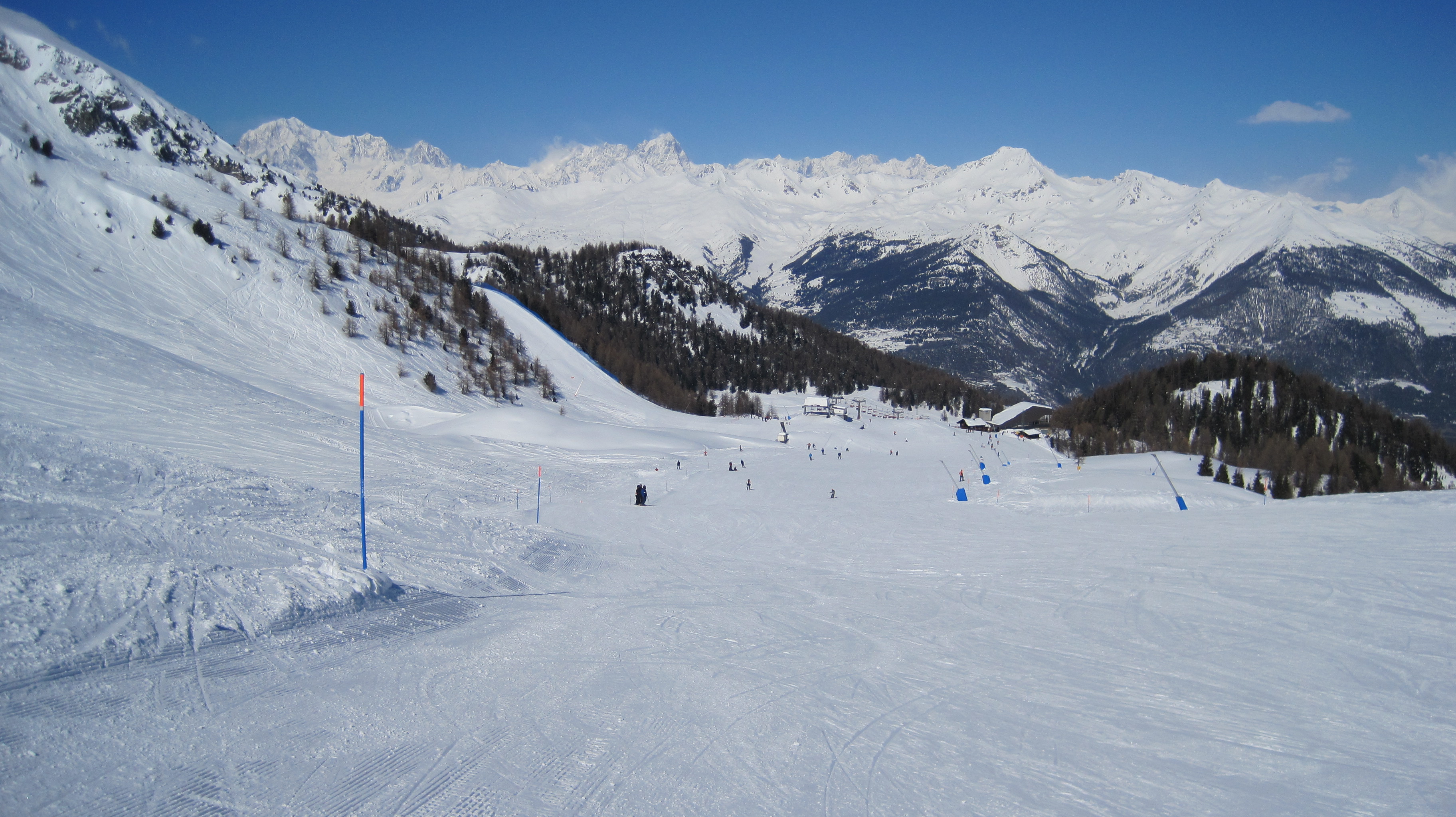 Mont Blanc View, Pila