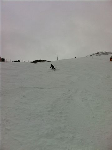 Simon on piste powder on Parsenn, Davos