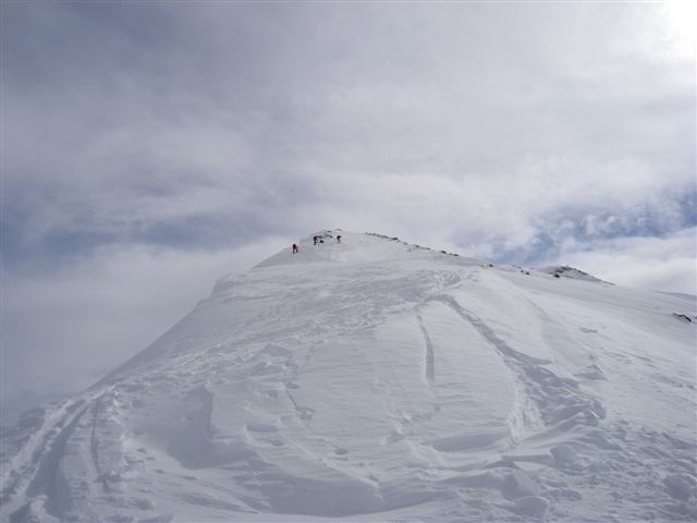 Climbing to Pischahorn, Davos