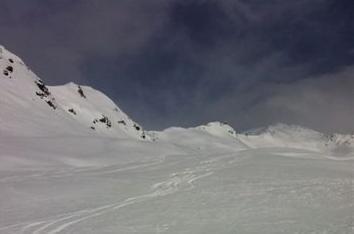 our tracks down from Pischahorn in Matisetälli, Davos
