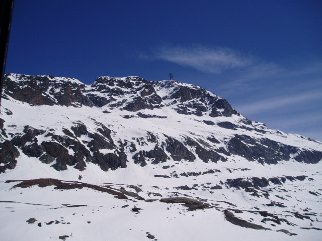 The Dome des Rosses 2800m viewed from Alpette, Oz en Oisans