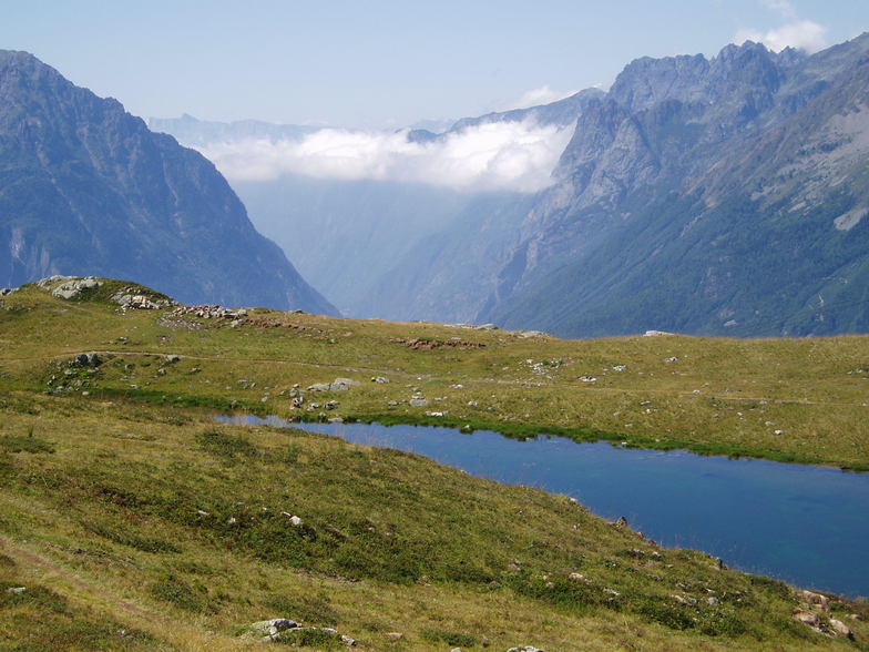 Lake in Summer above Oz, Oz en Oisans