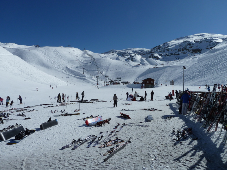 Toura! Toura! Toura!, Les Deux Alpes