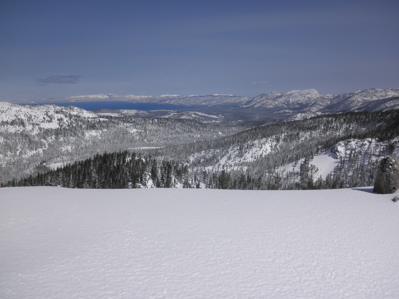 Summit view Lake Tahoe, Sierra at Tahoe