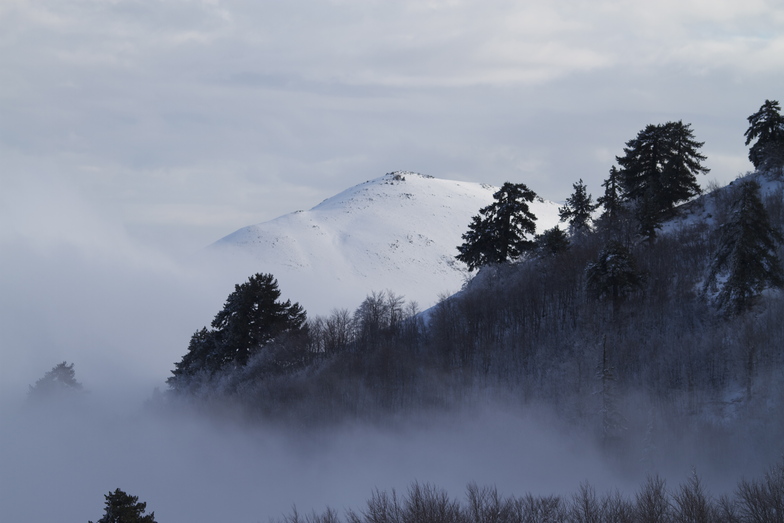 a view of the mountains from the 3 persons lift, Vasilitsa