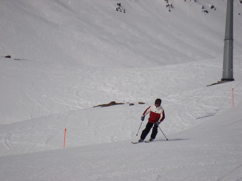 Cor Lautenschutz  skiig Todalp, Davos