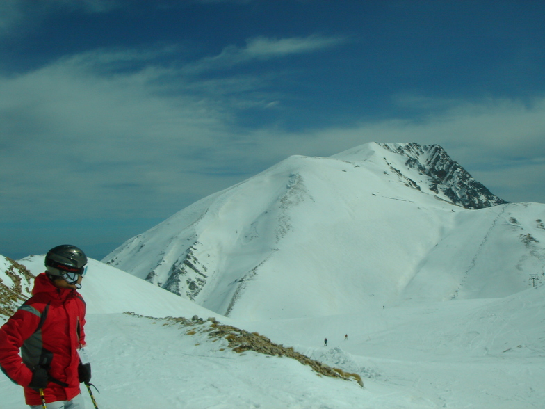 Sunny Saturday morning watching the black piste!, Karpenisi