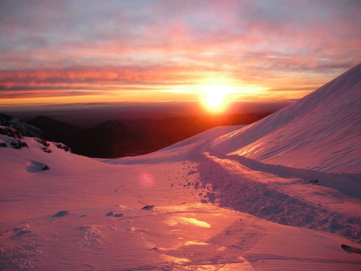 Atardecer en Centro de Ski Las Araucarias