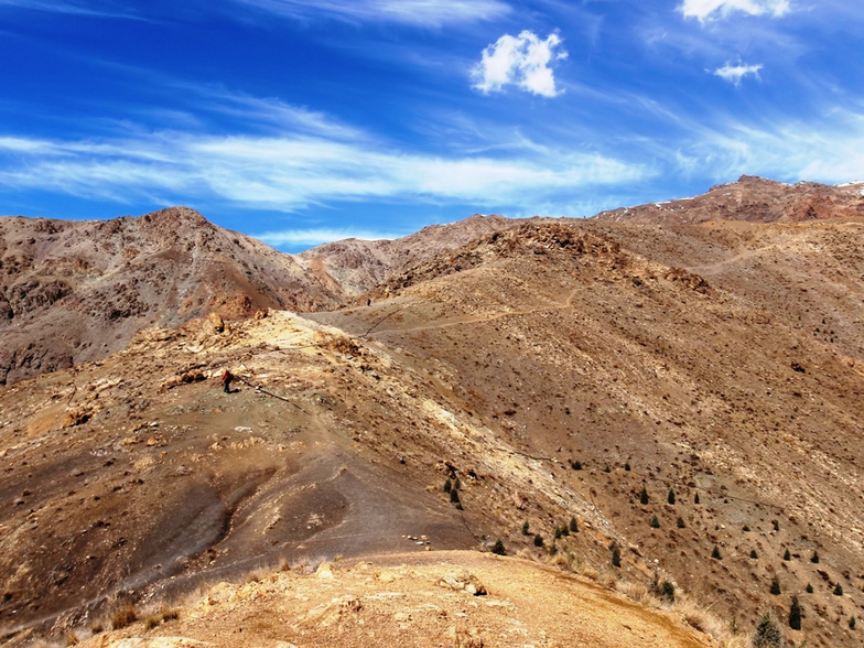 Mountaineering route to Telecabin  2nd station, Tochal