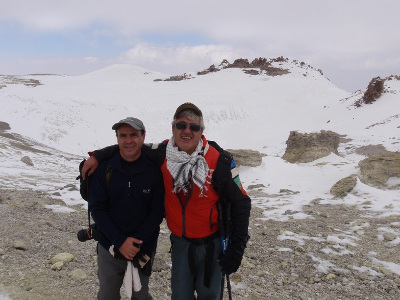 Hooman & Mohammad, Mount Damavand