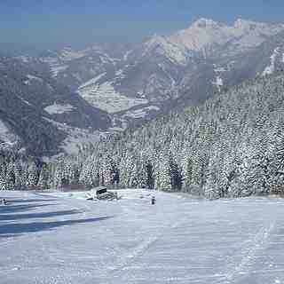 Upper Ski Fields, Drouzin Le Mont