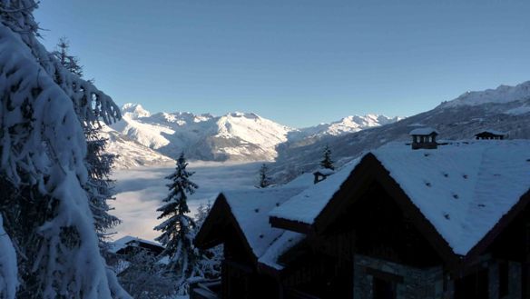 Chalet Campanules in the snow, Les Coches