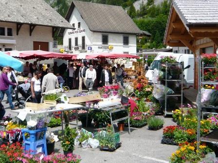 Abondance Sunday Market, La Chapelle d'Abondance