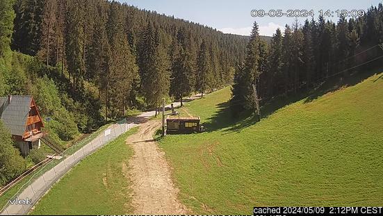 Ski Centrum Brezovica (Slovakia) webkamera ze včerejška ve 14 hod.